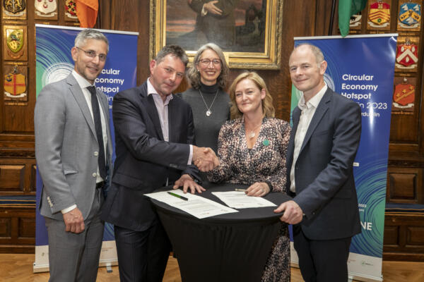 Dutch and Irish foundations join forces for a circular economy